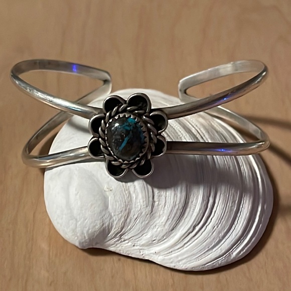 Old Pawn Bisbee Turquoise Sterling Cuff Signed - Picture 4 of 16